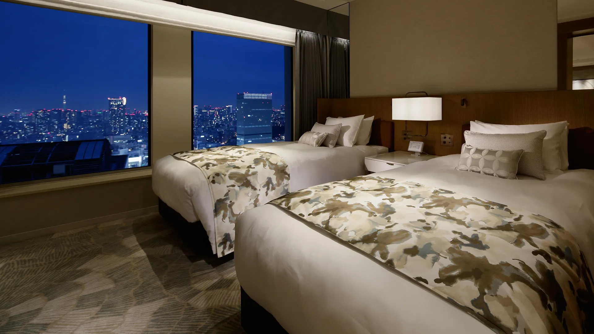 Keio Plaza Hotel Tokyo Premier Grand 5*,  Japan