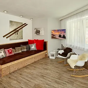 https://alpen-diamond-penthouse.soldenhotels.net