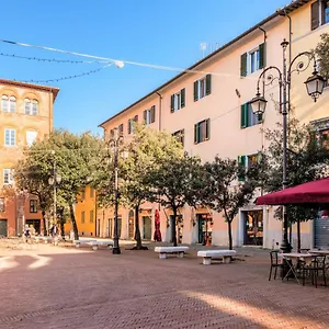 Hostly - La Pera - 2 Bedrooms, Full Center , Pisa Italia