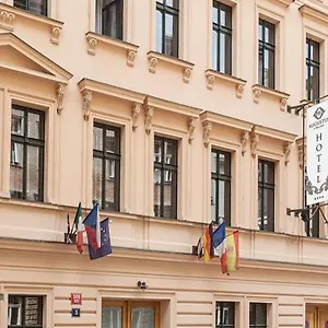 Augustus Et Otto 4*, Prag Çek Cumhuriyeti